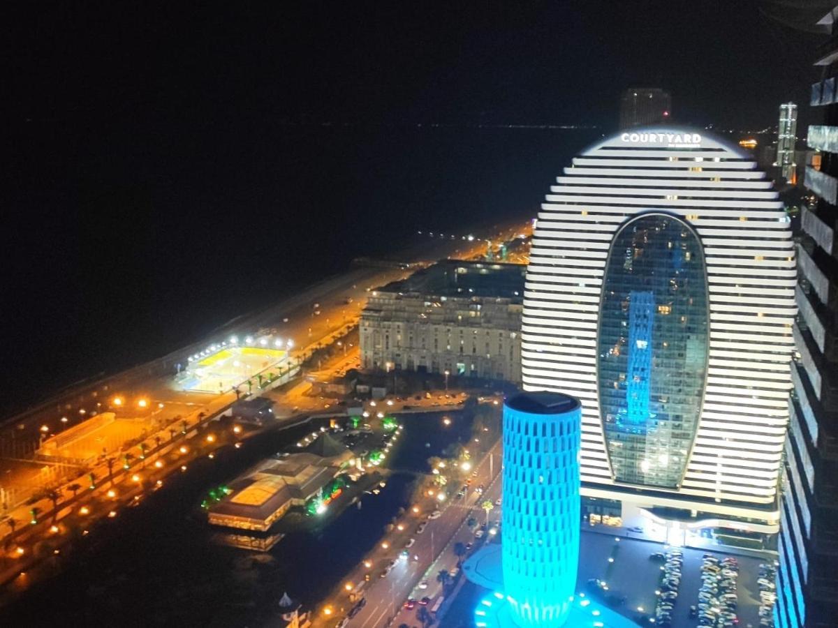 Orbi Apartments С Прекрасным Видом Batumi Bagian luar foto
