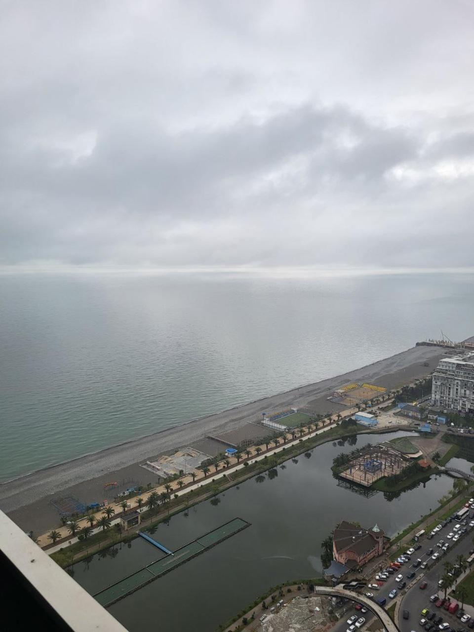 Orbi Apartments С Прекрасным Видом Batumi Bagian luar foto