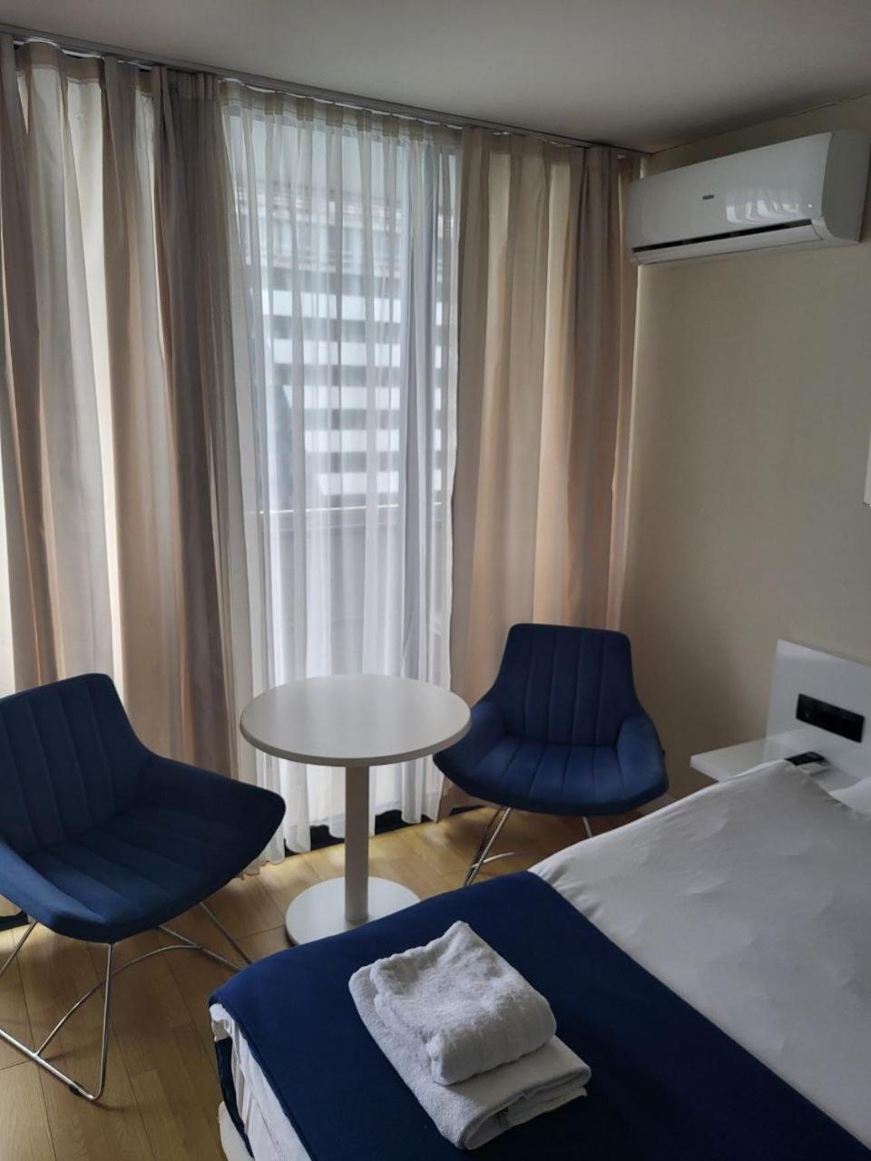 Orbi Apartments С Прекрасным Видом Batumi Bagian luar foto